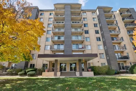 5400 Walnut Ave #510, Downers Grove, IL 60515