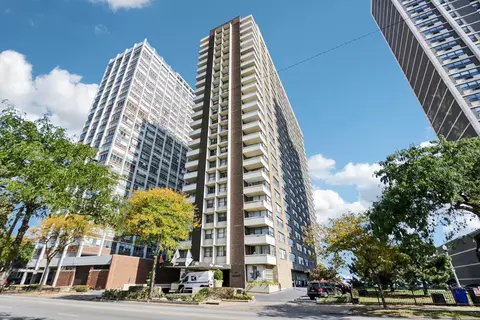 6157 N Sheridan Rd #10F, Chicago, IL 60660