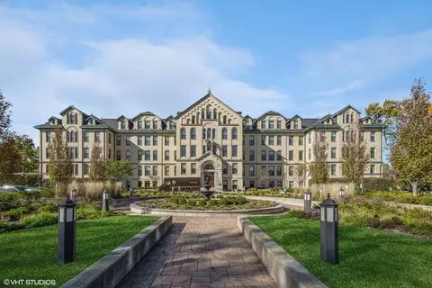 1041 Ridge Rd #303, Wilmette, IL 60091