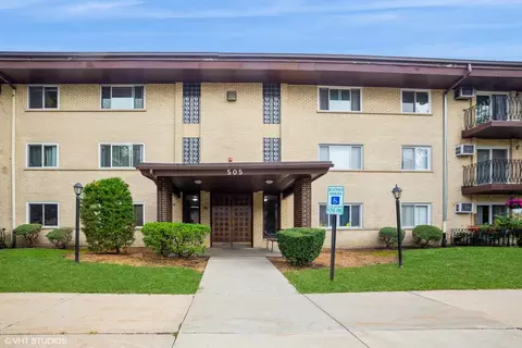505 Cleveland Ave #304, Arlington Heights, IL 60005