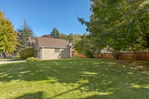 Exterior - 1248 Monroe Ave, River Forest, IL 60305 photo 7 of 8