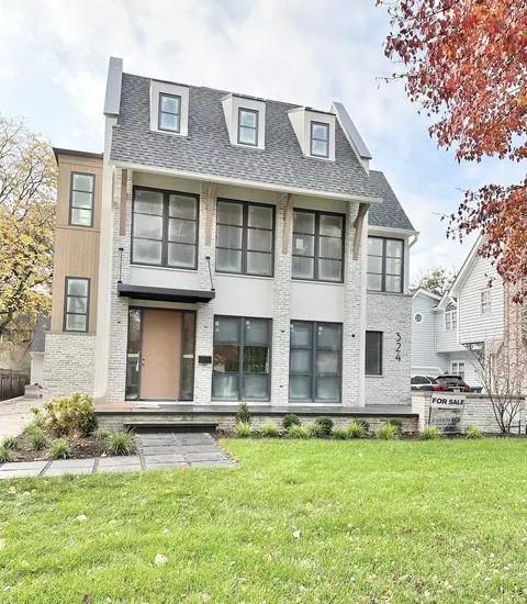 324 The Ln, Hinsdale, IL 60521