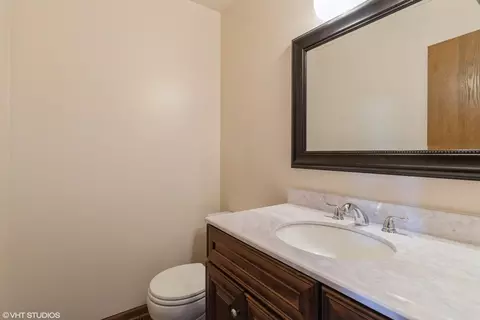 Bath - 807 Tanglewood Dr, Wheeling, IL 60090 photo 1 of 4