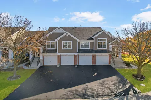2455 Wilton Ln, Aurora, IL 60502