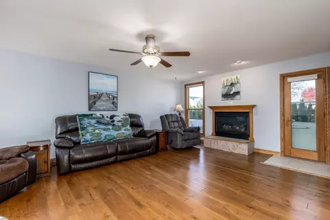 844 Kimberly Ln, Ottawa, IL 61350 photo 3