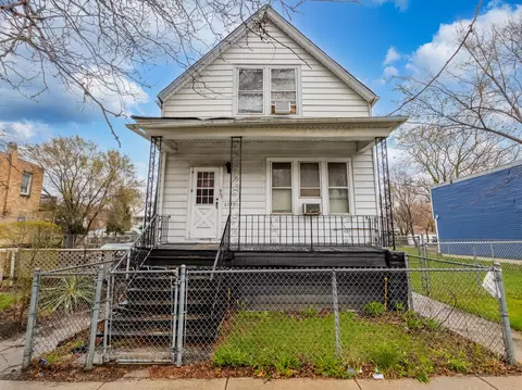 6731 S Loomis Blvd, Chicago, IL 60636