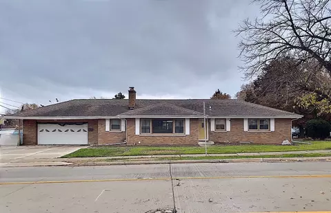 607 Theodore St, Joliet, IL 60435