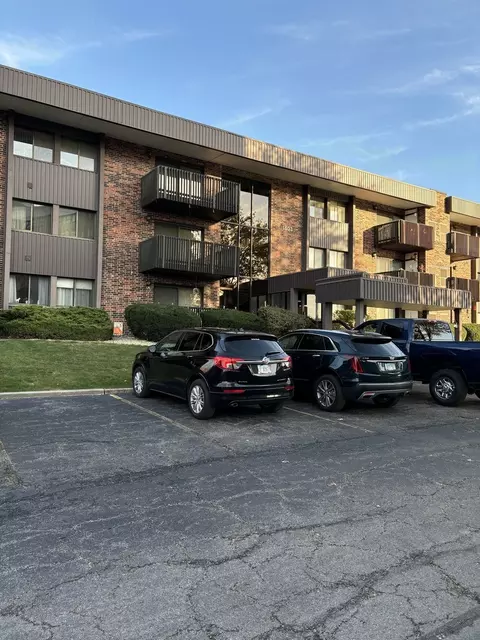 1503 Woodbridge Rd #3A, Joliet, IL 60436