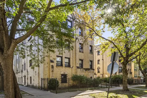 5653 N Spaulding Ave #1W, Chicago, IL 60659