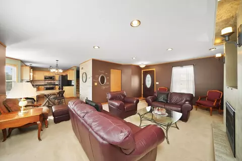 1702 Mountain Ridge Pass, Plainfield, IL 60586 photo 5