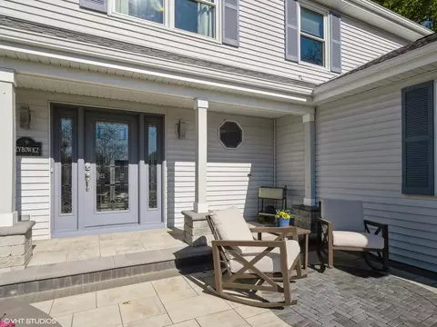 326 Bryan Dr, Cary, IL 60013 photo 5
