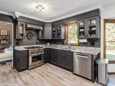 326 Bryan Dr, Cary, IL 60013 photo 10