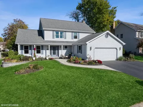 326 Bryan Dr, Cary, IL 60013