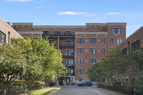 2811 N Bell Ave #405, Chicago, IL 60618