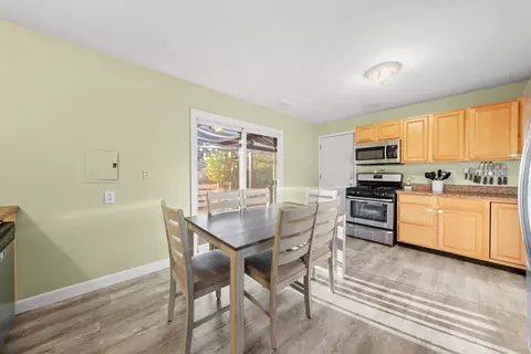 802 Post Ln, Streamwood, IL 60107 photo 17