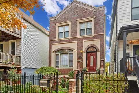 2521 N Fairfield Ave, Chicago, IL 60647
