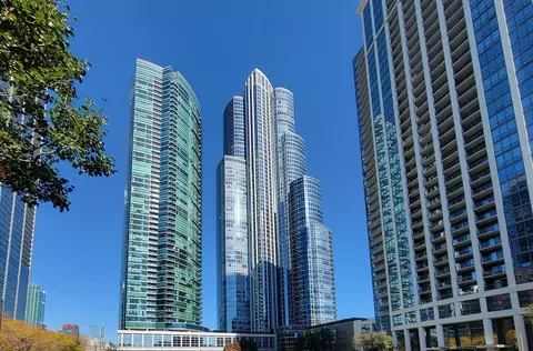 1211 S Prairie Ave #3506, Chicago, IL 60605