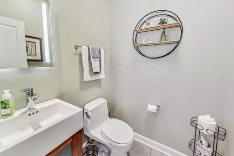 Bath - 11722 Presley Cir, Plainfield, IL 60585 photo 1 of 3