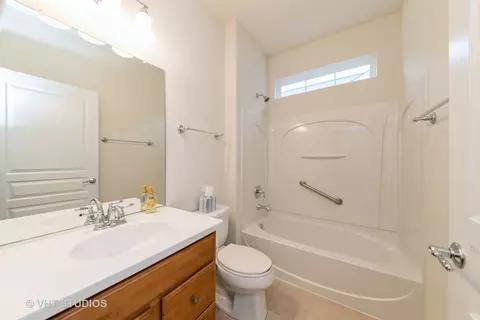 2855 Cascade Falls Cir, Elgin, IL 60124 photo 5