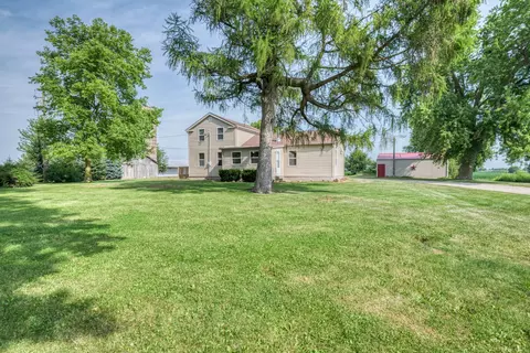 Exterior - 17357 Sedgewick Rd, Plano, IL 60545 photo 2 of 6
