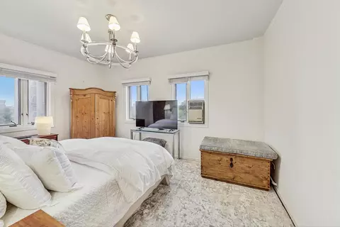 1330 E 56th St #7W, Chicago, IL 60637 photo 21