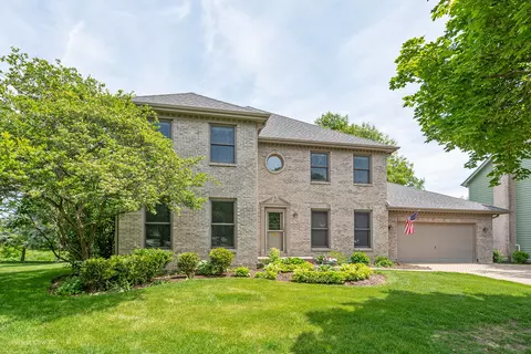 6425 Bobby Jones Ln, Woodridge, IL 60517