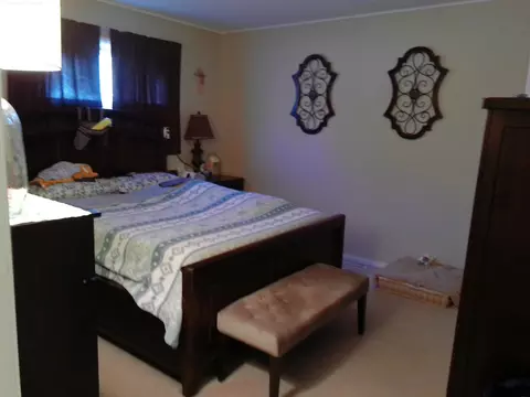 Bedroom - 277 Fletcher Dr, Wheeling, IL 60090 photo 2 of 3