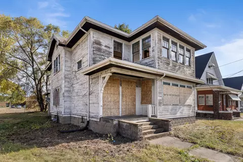 2204 11th St, Rockford, IL 61104