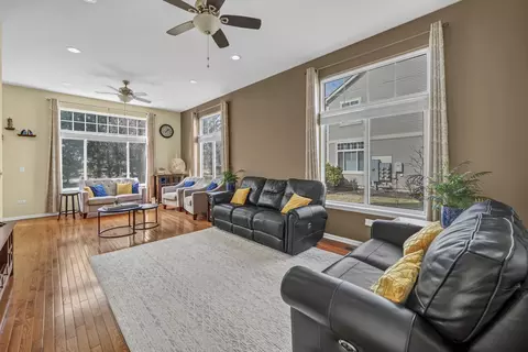 3314 Rosecroft Ln, Naperville, IL 60564 photo 5