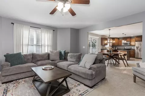 3021 Grey Hawk, Normal, IL 61761 photo 4