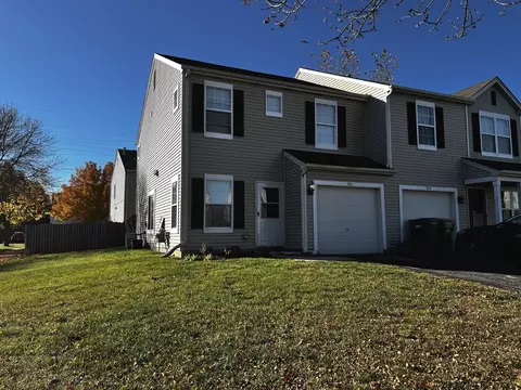 951 Biltmore Ct, Romeoville, IL 60446