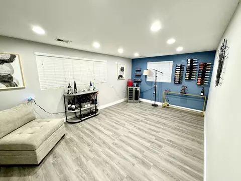 Other - 573 N 6th Ave, Des Plaines, IL 60016 photo 2 of 8