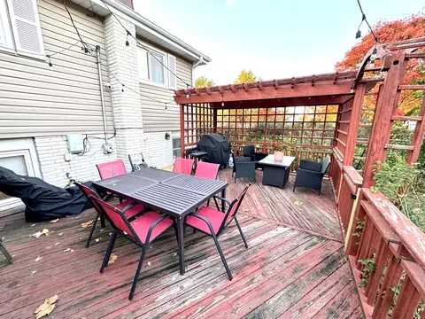 Exterior - 573 N 6th Ave, Des Plaines, IL 60016 photo 2 of 6
