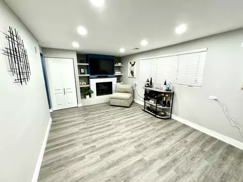 Other - 573 N 6th Ave, Des Plaines, IL 60016 photo 3 of 8