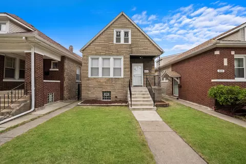 8450 S Maryland Ave, Chicago, IL 60619