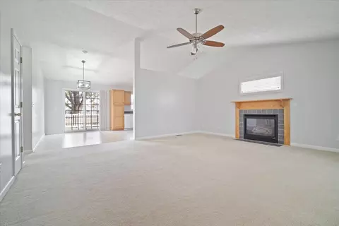 1804 Chuck Murray Dr, Normal, IL 61761 photo 5