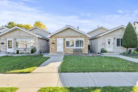 4845 S Luna Ave, Chicago, IL 60638 photo 1