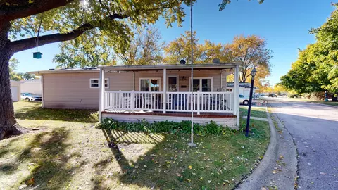 1161 Reba Ln, Elgin, IL 60123 photo 25