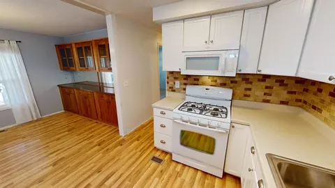 1161 Reba Ln, Elgin, IL 60123 photo 6