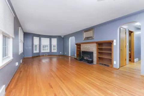 200 W Lincoln St, Normal, IL 61761 photo 4