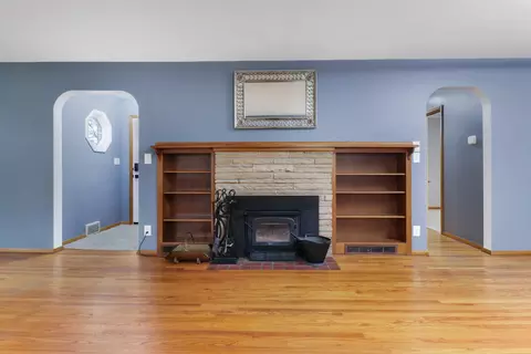 200 W Lincoln St, Normal, IL 61761 photo 7