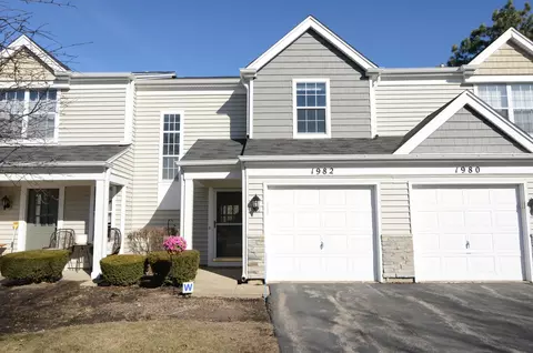 1982 Muirfield Cir, Elgin, IL 60123