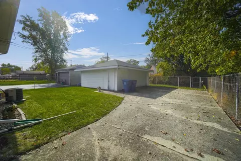 Exterior - 3016 Sangamon St, Steger, IL 60475 photo 1 of 3