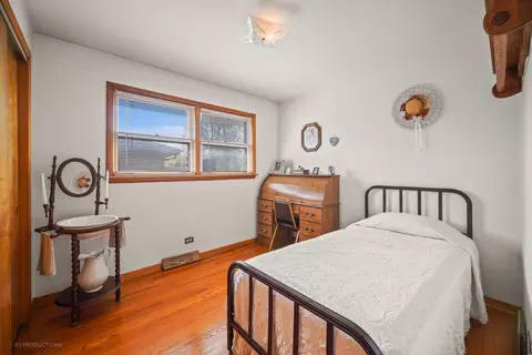 Bedroom - 3016 Sangamon St, Steger, IL 60475 photo 1 of 4