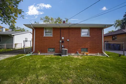 Exterior - 3016 Sangamon St, Steger, IL 60475 photo 2 of 3