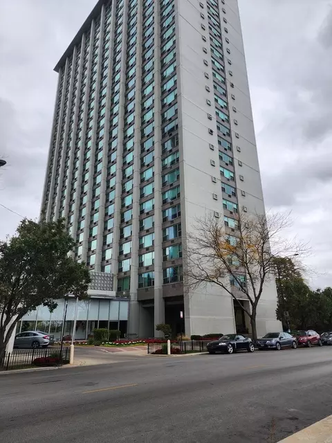 3600 N Lake Shore Dr #622, Chicago, IL 60613