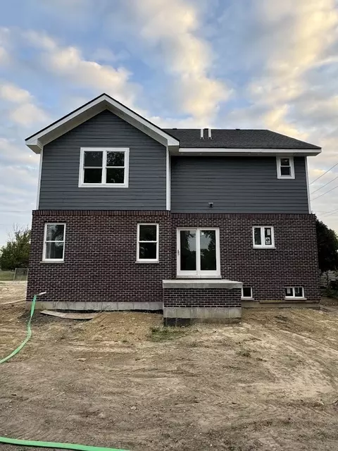 509 E Forest Ave, Des Plaines, IL 60018 photo 2