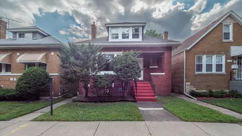 8346 S Phillips Ave, Chicago, IL 60617