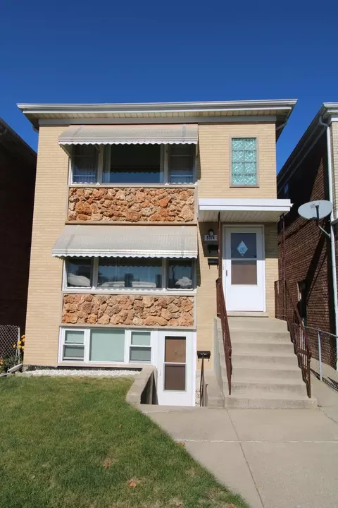 8014 W Addison St, Chicago, IL 60634