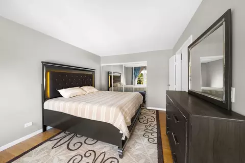 Bedroom - 1942 Georgetown Ln, Hoffman Estates, IL 60169 photo 1 of 4